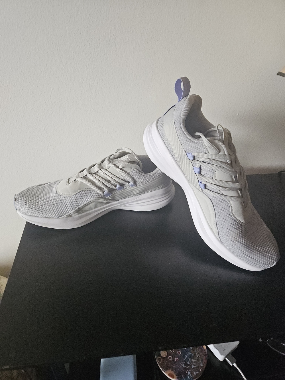 Puma Light Gray Women's Athletic Sneakers - 8.5 W Comfortable Everyday Runner